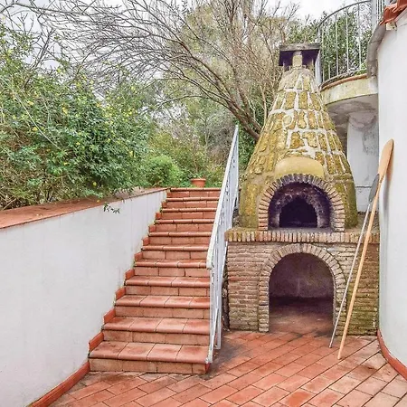 3 Bedroom Lovely In Ischia Na Nyaraló *