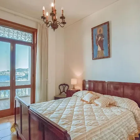 3 Bedroom Lovely In Ischia Na * Lacco Ameno