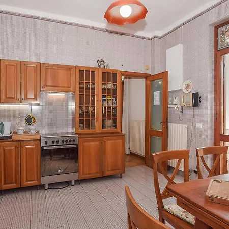 3 Bedroom Lovely In Ischia Na *