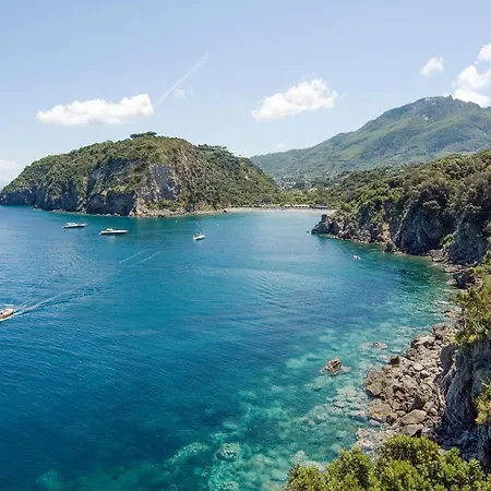3 Bedroom Lovely In Ischia Na Lacco Ameno